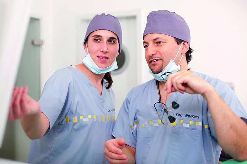 Kompetente Beratung und professionelle Zahnbehandlungen bei Dr. Winking in Bochum.